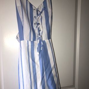 Fashion Nova Linen Romper Women’s Size Large